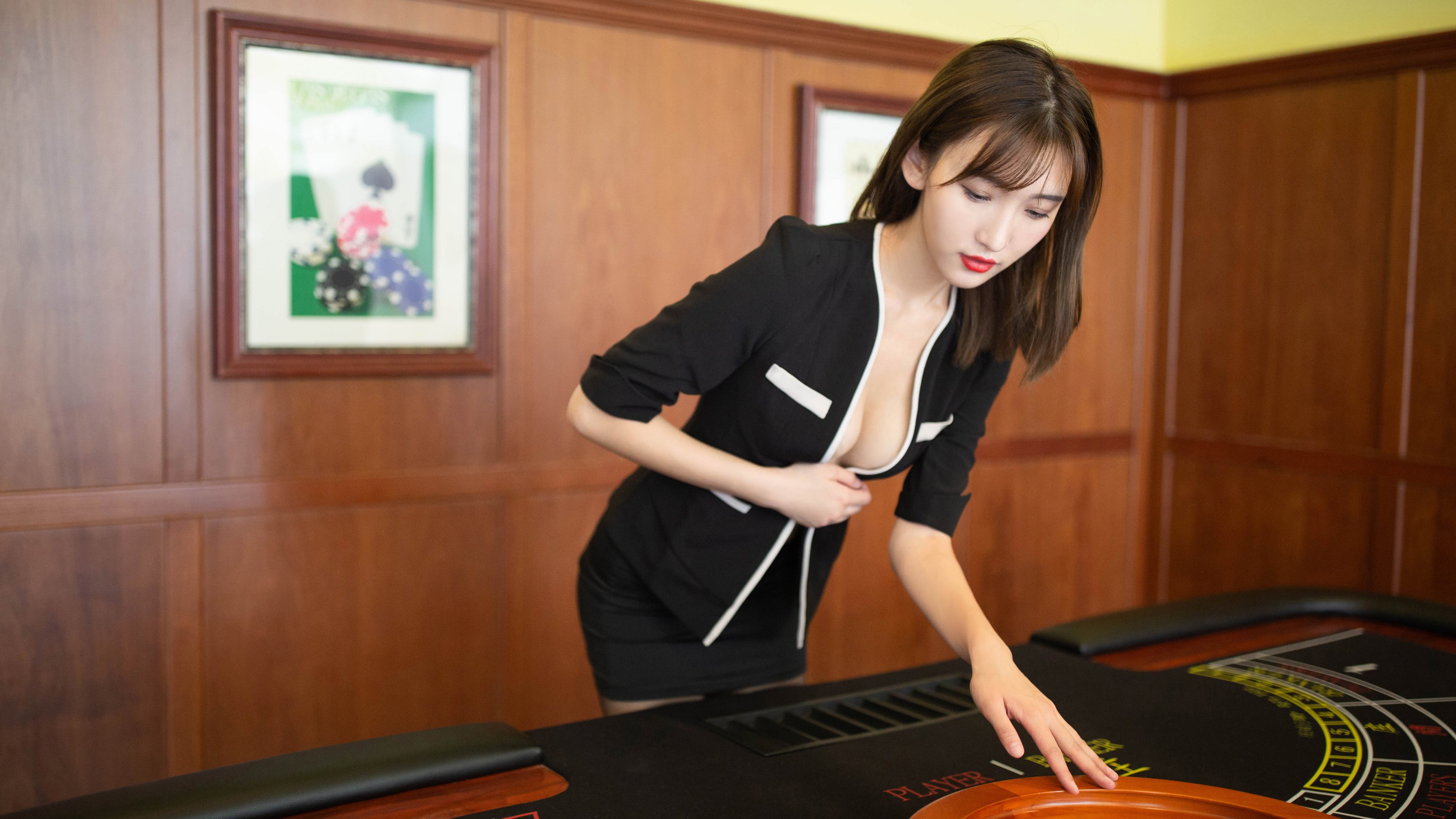 冰川上的鹰，2026世界杯之夜，阿坎吉用沉默封存的史诗