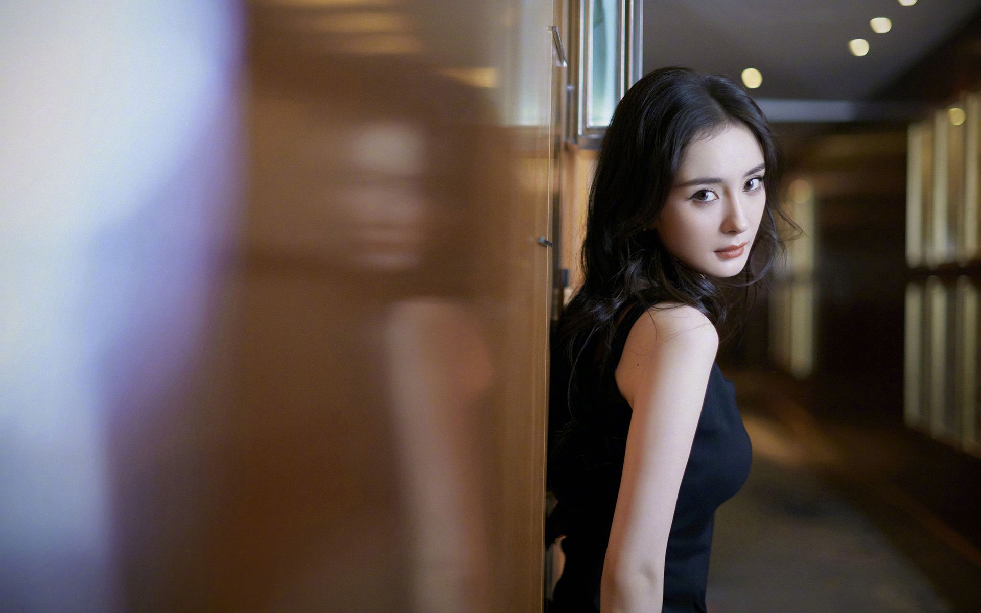 南美风暴，奥斯梅恩化身智利新核，中场铁幕碾压阿根廷，F组格局一夜颠覆